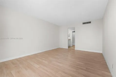 3401 N Country Club Drive Aventura FL 33180