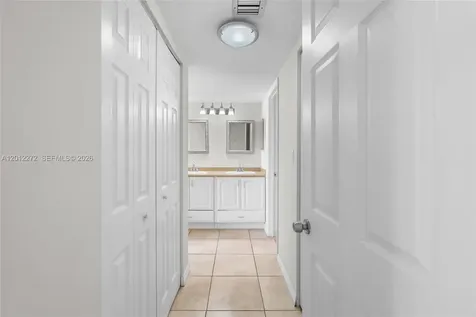 3401 N Country Club Drive Aventura FL 33180