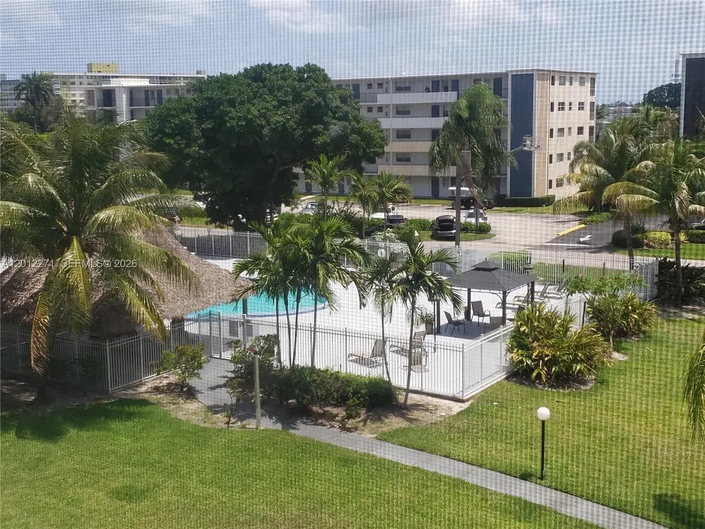 4700 Washington Street Hollywood FL 33021