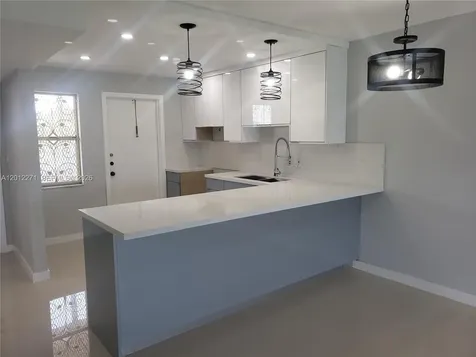 4700 Washington Street Hollywood FL 33021