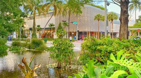1331 Lincoln Road Miami Beach FL 33139