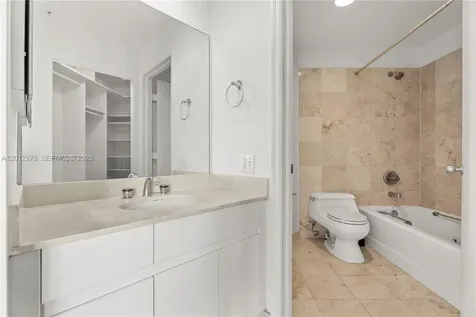 888 Brickell Key Drive Miami FL 33131