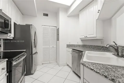 888 Brickell Key Drive Miami FL 33131