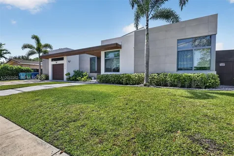 1830 NE 193rd Street Miami FL 33179