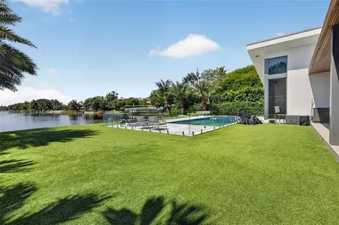 1830 NE 193rd Street Miami FL 33179