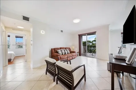 9021 SW 94th Street Miami FL 33176