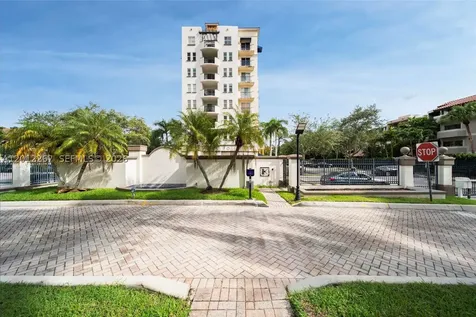 9021 SW 94th Street Miami FL 33176