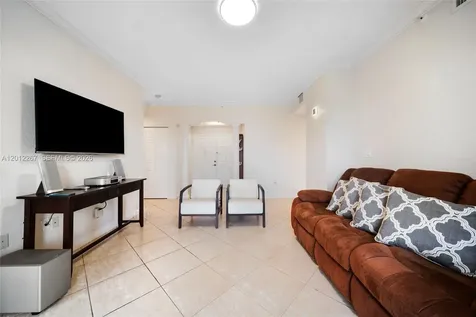 9021 SW 94th Street Miami FL 33176