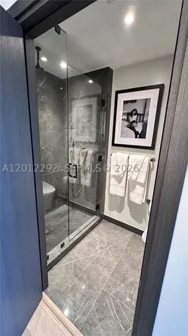 20 NE 11 Miami FL 33132