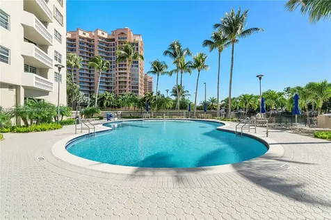 90 Edgewater Coral Gables FL 33133