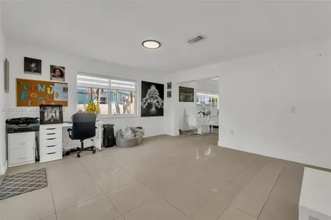 11500 SW 57th Terrace Miami FL 33173