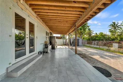 11500 SW 57th Terrace Miami FL 33173