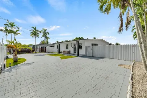 11500 SW 57th Terrace Miami FL 33173