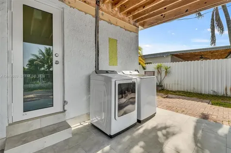 11500 SW 57th Terrace Miami FL 33173