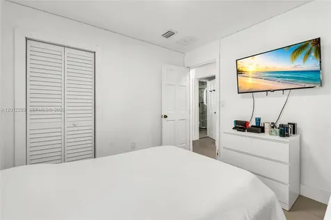 11500 SW 57th Terrace Miami FL 33173