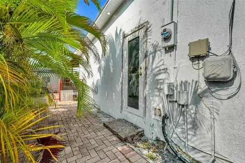 11500 SW 57th Terrace Miami FL 33173