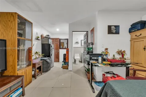 11500 SW 57th Terrace Miami FL 33173