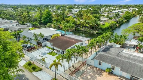 11500 SW 57th Terrace Miami FL 33173