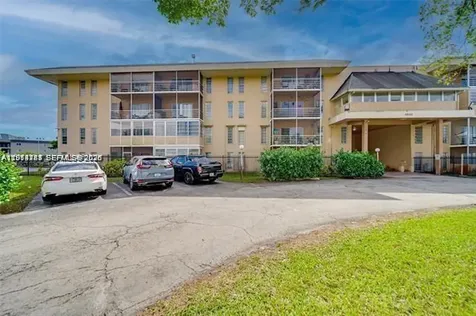 4848 NW 24th Court Lauderdale Lakes FL 33313