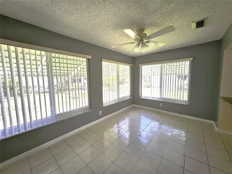 1040 NW 73rd Terrace Margate FL 33063