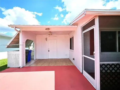1040 NW 73rd Terrace Margate FL 33063