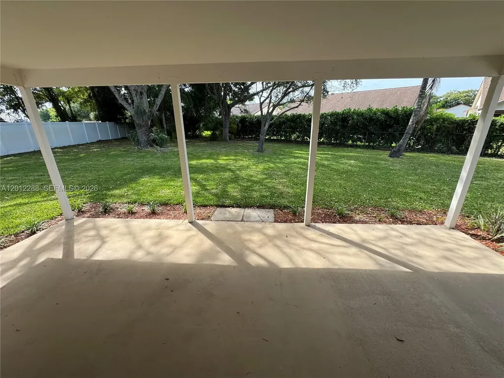 9234 Southampton Place Boca Raton FL 33434