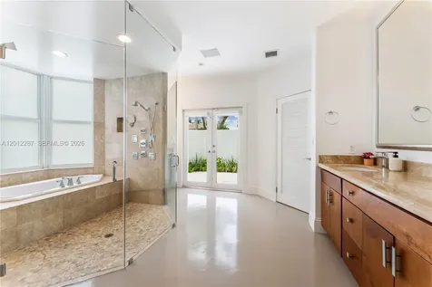 8763 SW 61st Place Pinecrest FL 33156