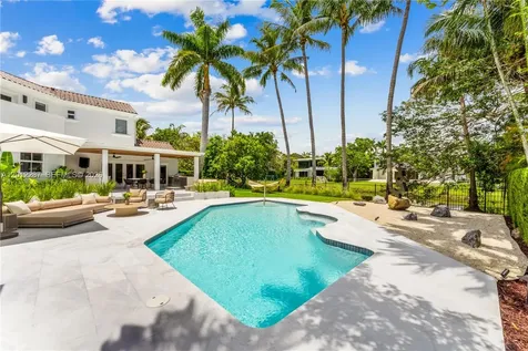 8763 SW 61st Place Pinecrest FL 33156