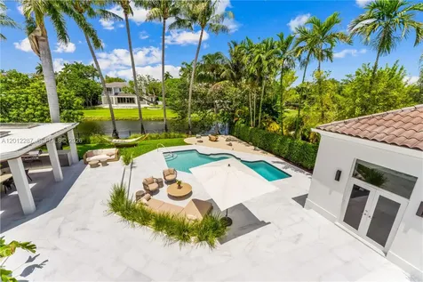8763 SW 61st Place Pinecrest FL 33156