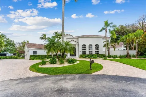 8763 SW 61st Place Pinecrest FL 33156