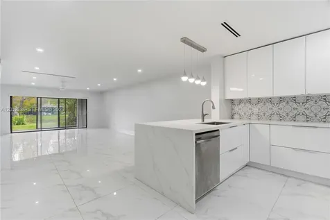 3766 Estepona Avenue Doral FL 33178
