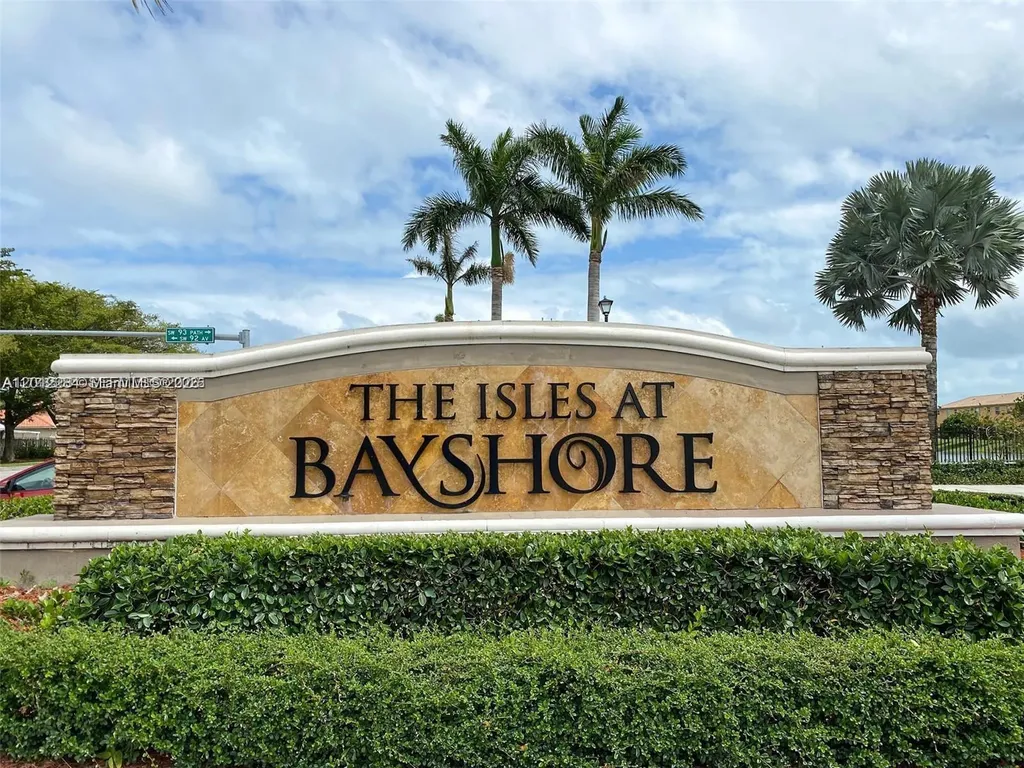 9363 SW 227 Miami FL 33190
