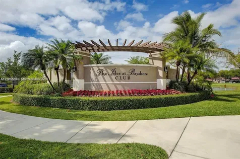 9363 SW 227 Miami FL 33190