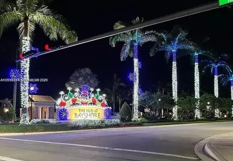 9363 SW 227 Miami FL 33190