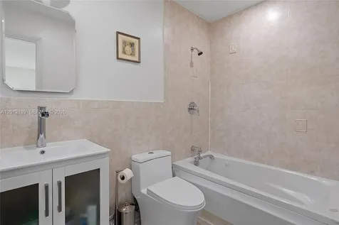 8895 SW 184th Terrace Cutler Bay FL 33157