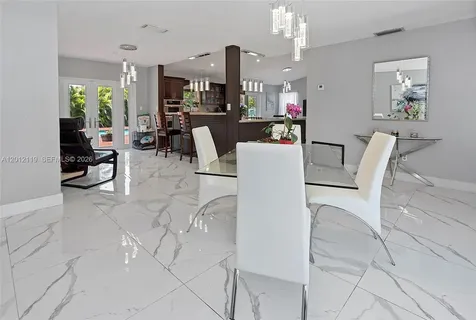 8895 SW 184th Terrace Cutler Bay FL 33157