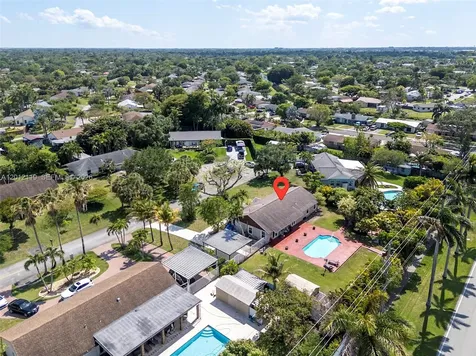 8895 SW 184th Terrace Cutler Bay FL 33157