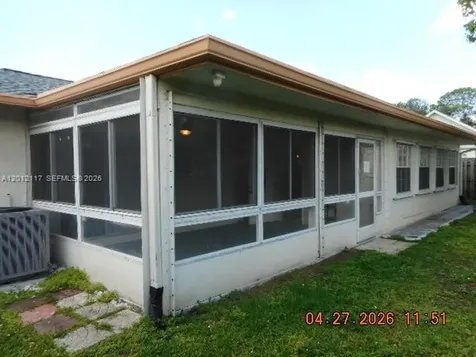 9351 NW 35th Place Sunrise FL 33351