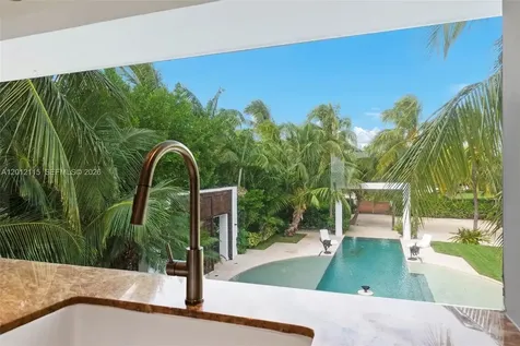 60 Ocean Front Drive Key Largo FL 33037
