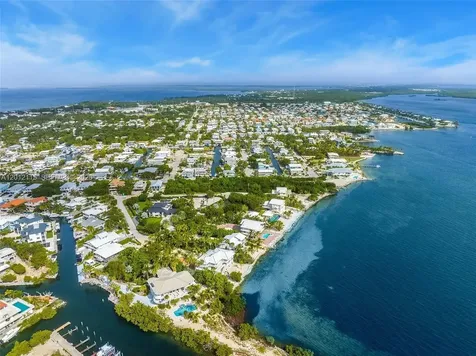 60 Ocean Front Drive Key Largo FL 33037