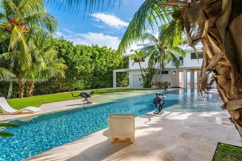 60 Ocean Front Drive Key Largo FL 33037