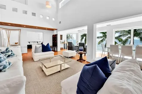 60 Ocean Front Drive Key Largo FL 33037