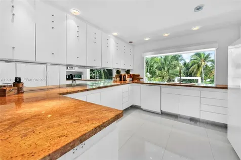 60 Ocean Front Drive Key Largo FL 33037