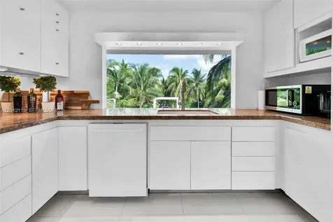 60 Ocean Front Drive Key Largo FL 33037