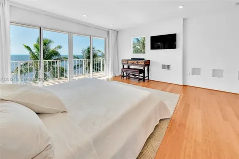 60 Ocean Front Drive Key Largo FL 33037