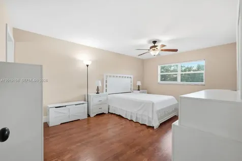 8826 W Mcnab Road Tamarac FL 33321