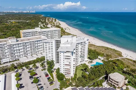 200 Ocean Lane Drive Key Biscayne FL 33149