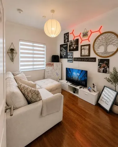 15562 SW 177th Terrace Miami FL 33187