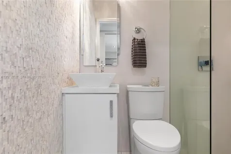 6414 SW 114th Place Miami FL 33173