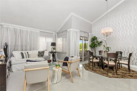 6414 SW 114th Place Miami FL 33173